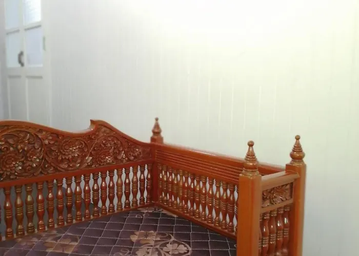 Baan Chay Klong, Canal Side Classic 2brs * Bangkok