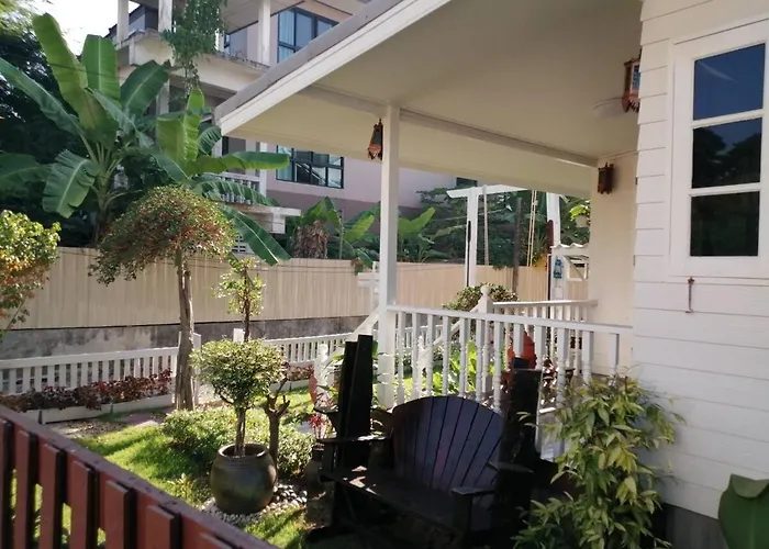 Baan Chay Klong, Canal Side Classic 2brs * Bangkok